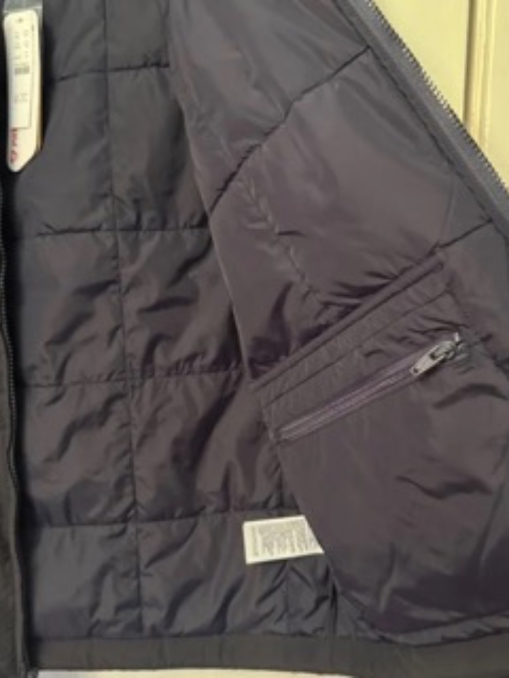 J. Crew Box-quilt insulated jacket with PrimaLoft * Navy Ink * Medium - Picture 5 of 7